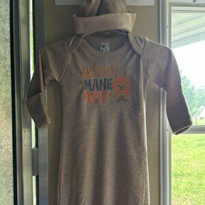 Newborn baby boy gown with embroidery and beanie. Size 0-3 month